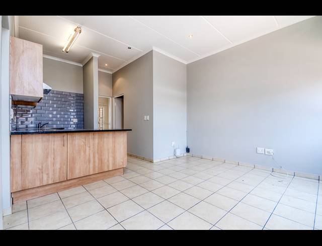 1 BEDROOM APARTMENT RENTED IN NORTHCLIFF